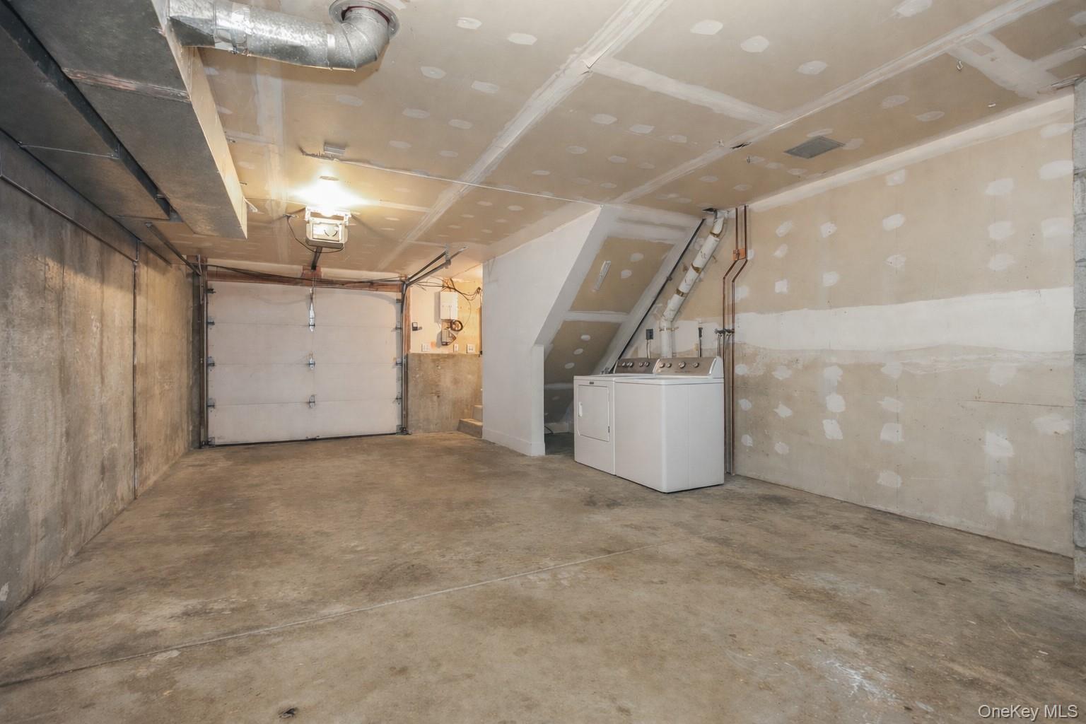 Single Family Division  Out Of Area, NY 06830, MLS-986862-18