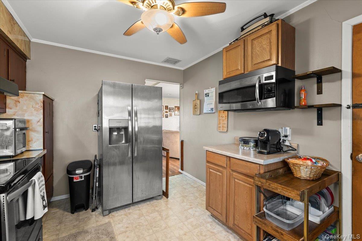 Single Family Catskill  Suffolk County, NY 11757, MLS-986866-10