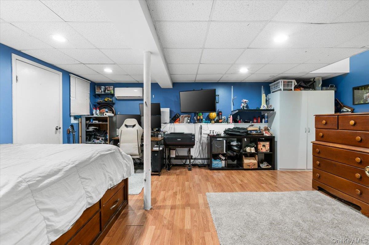 Single Family Catskill  Suffolk County, NY 11757, MLS-986866-13