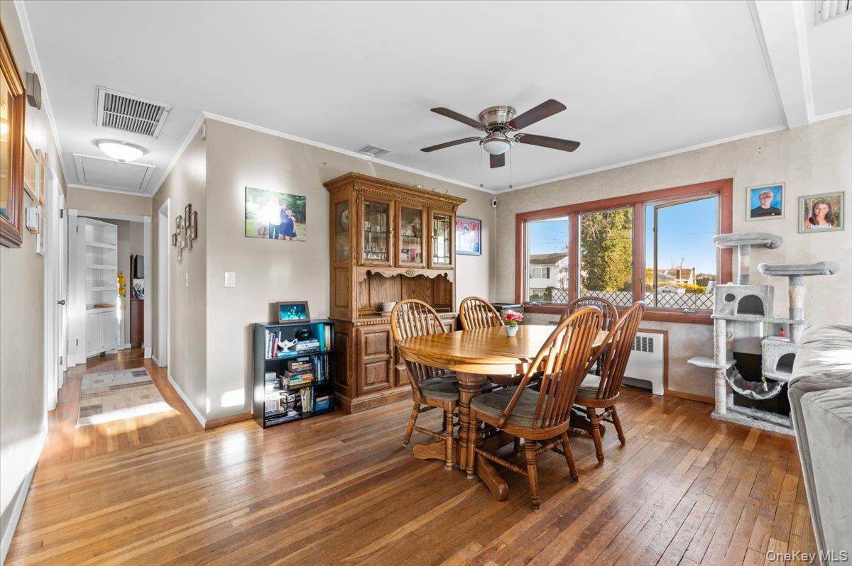 Single Family Catskill  Suffolk County, NY 11757, MLS-986866-22