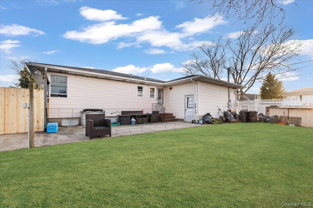 Single Family Catskill  Suffolk County, NY 11757, MLS-986866-29