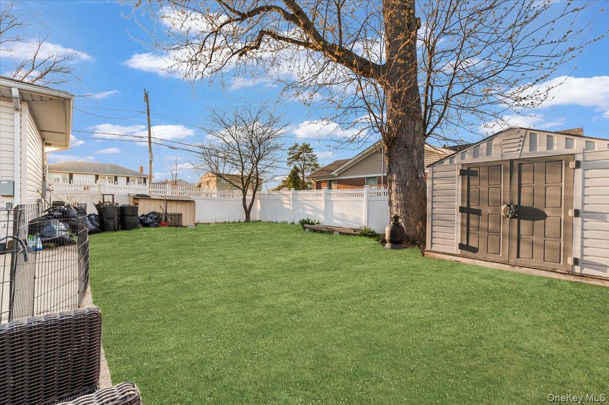 Single Family Catskill  Suffolk County, NY 11757, MLS-986866-30