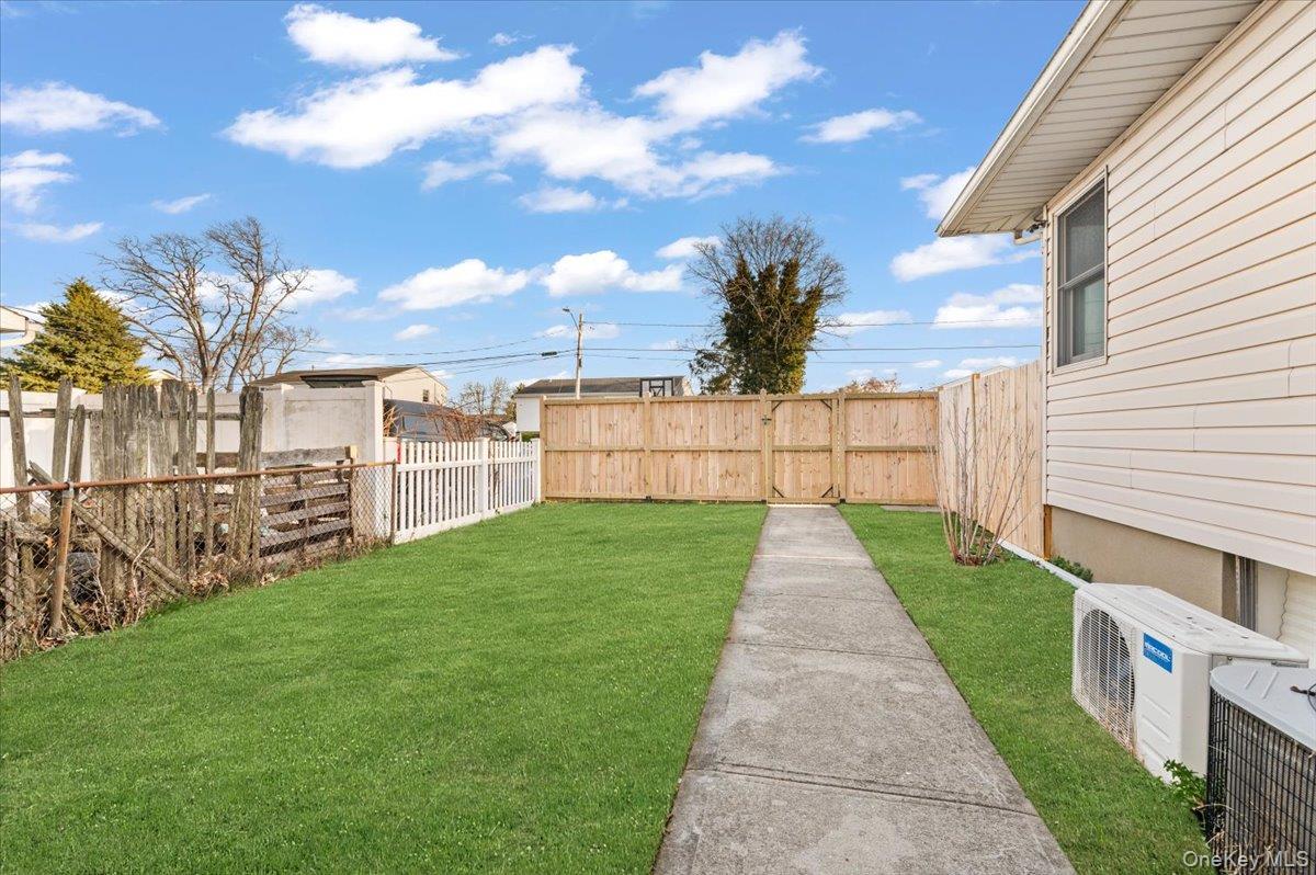 Single Family Catskill  Suffolk County, NY 11757, MLS-986866-32