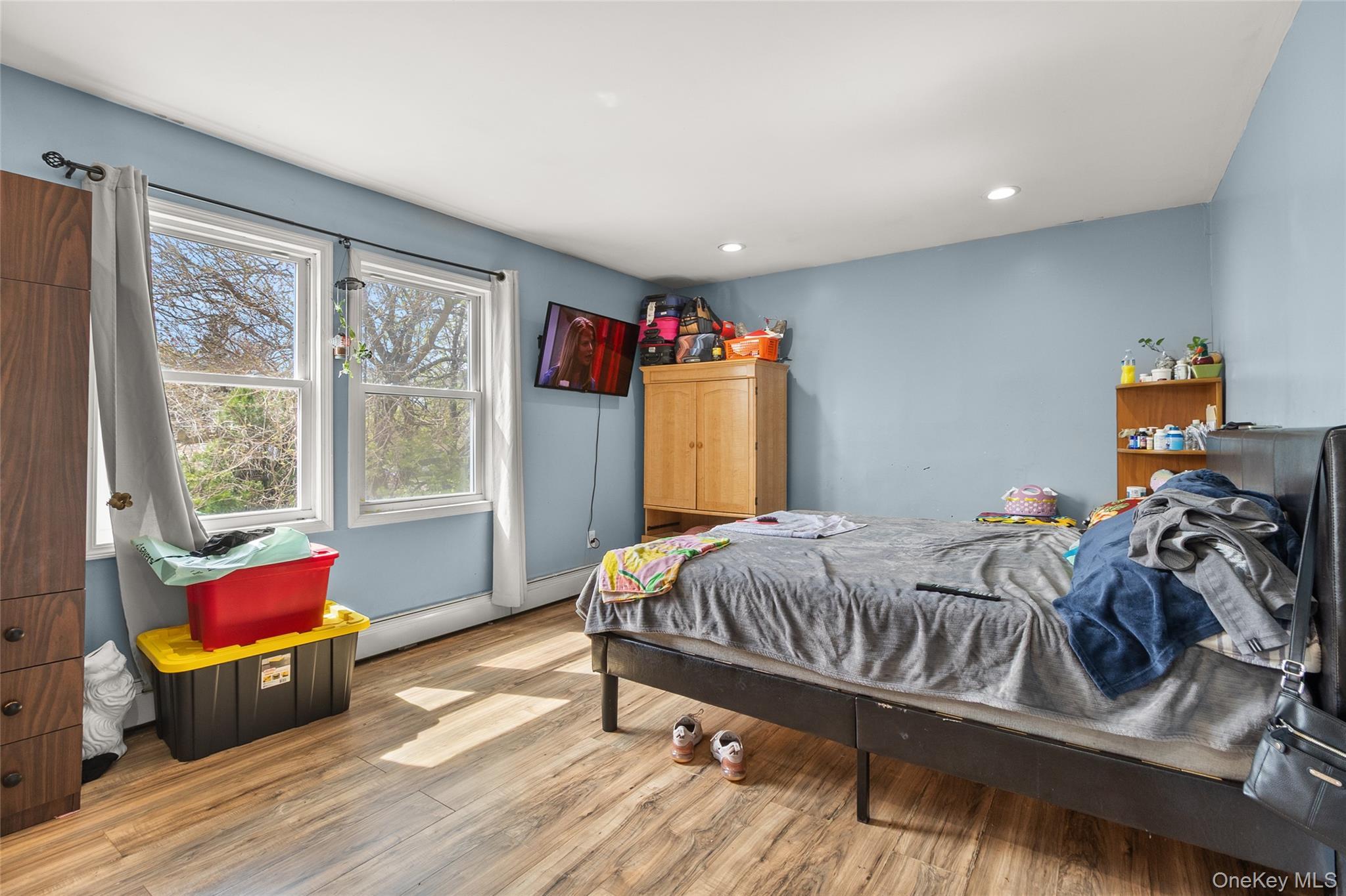 Single Family 28th  Suffolk County, NY 11798, MLS-986868-14