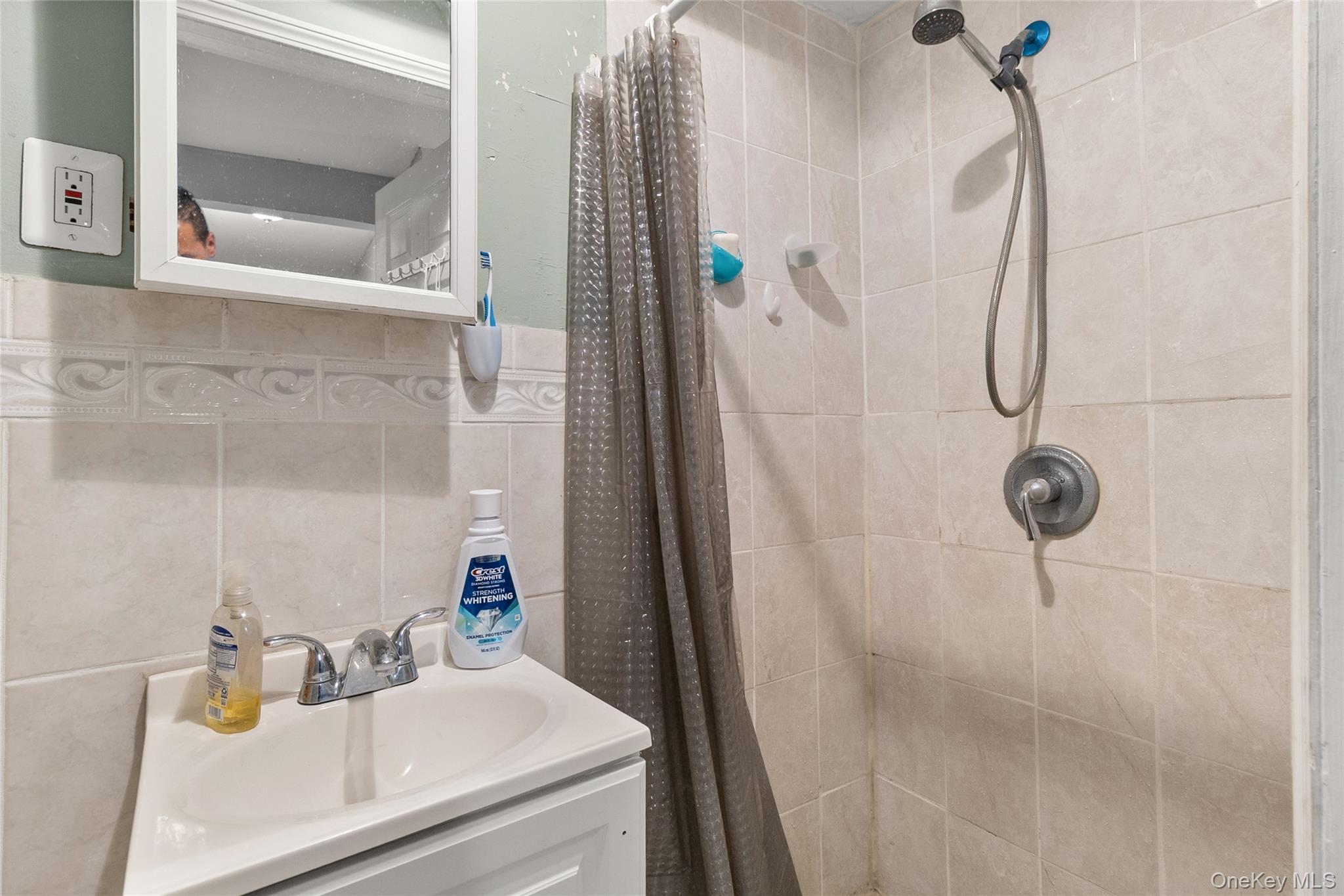 Single Family 28th  Suffolk County, NY 11798, MLS-986868-20