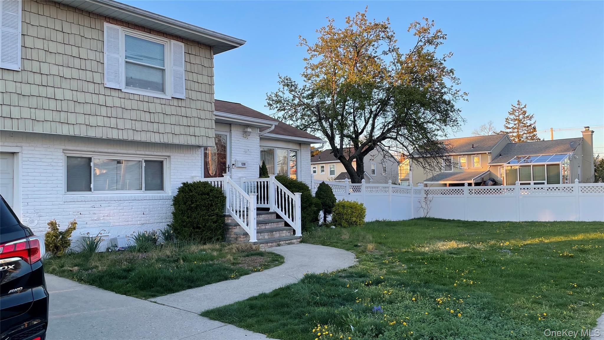 Single Family Cedar  Nassau County, NY 11520, MLS-986870-3