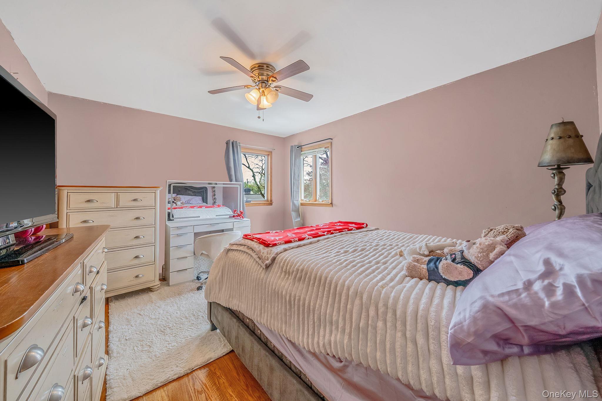 Single Family Chichester  Suffolk County, NY 11746, MLS-986872-10