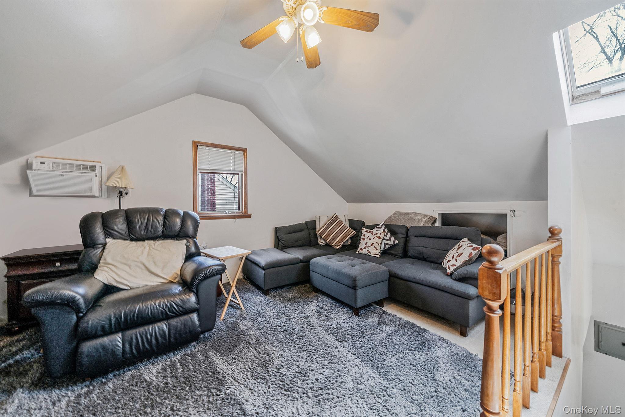 Single Family Chichester  Suffolk County, NY 11746, MLS-986872-15
