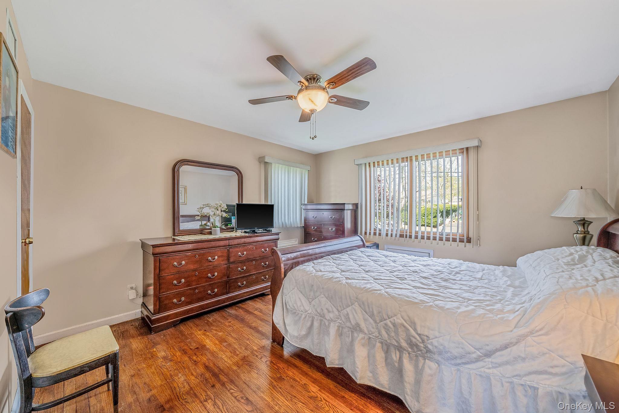 Single Family Chichester  Suffolk County, NY 11746, MLS-986872-9