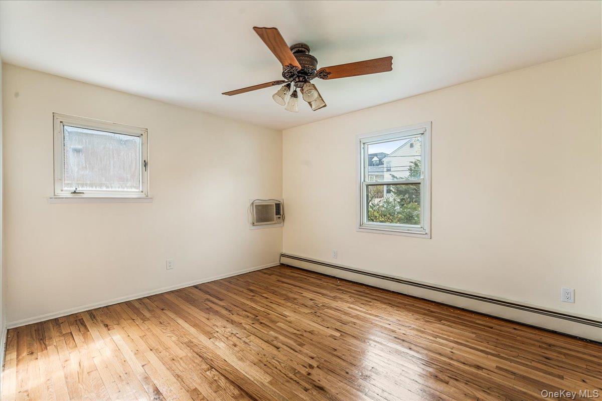 Single Family Norman  Nassau County, NY 11563, MLS-986909-12