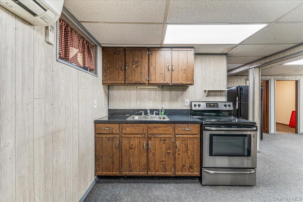 Single Family Norman  Nassau County, NY 11563, MLS-986909-17