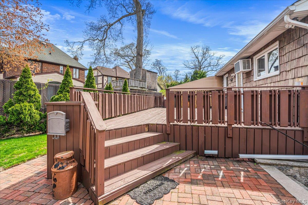 Single Family Norman  Nassau County, NY 11563, MLS-986909-22