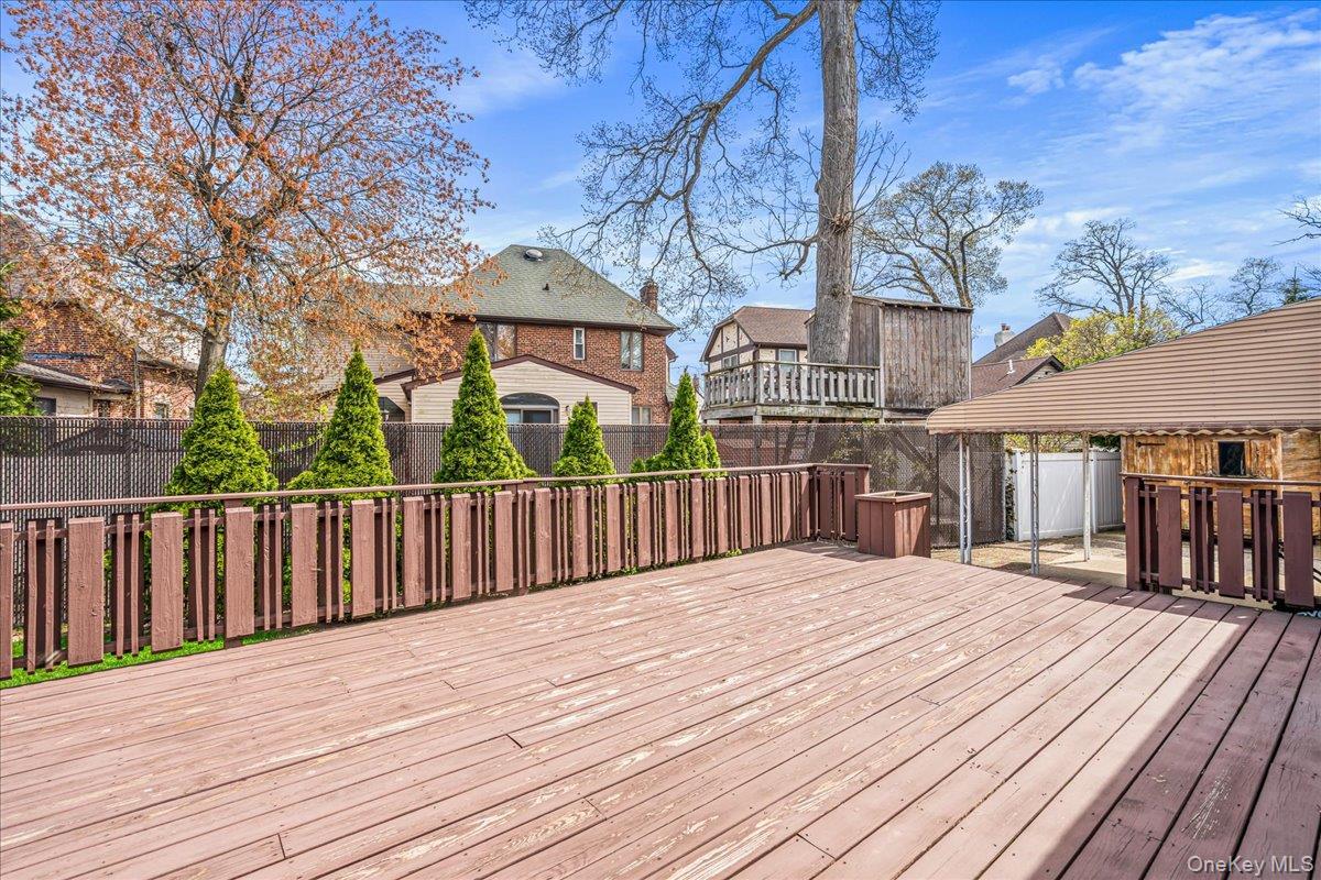 Single Family Norman  Nassau County, NY 11563, MLS-986909-25