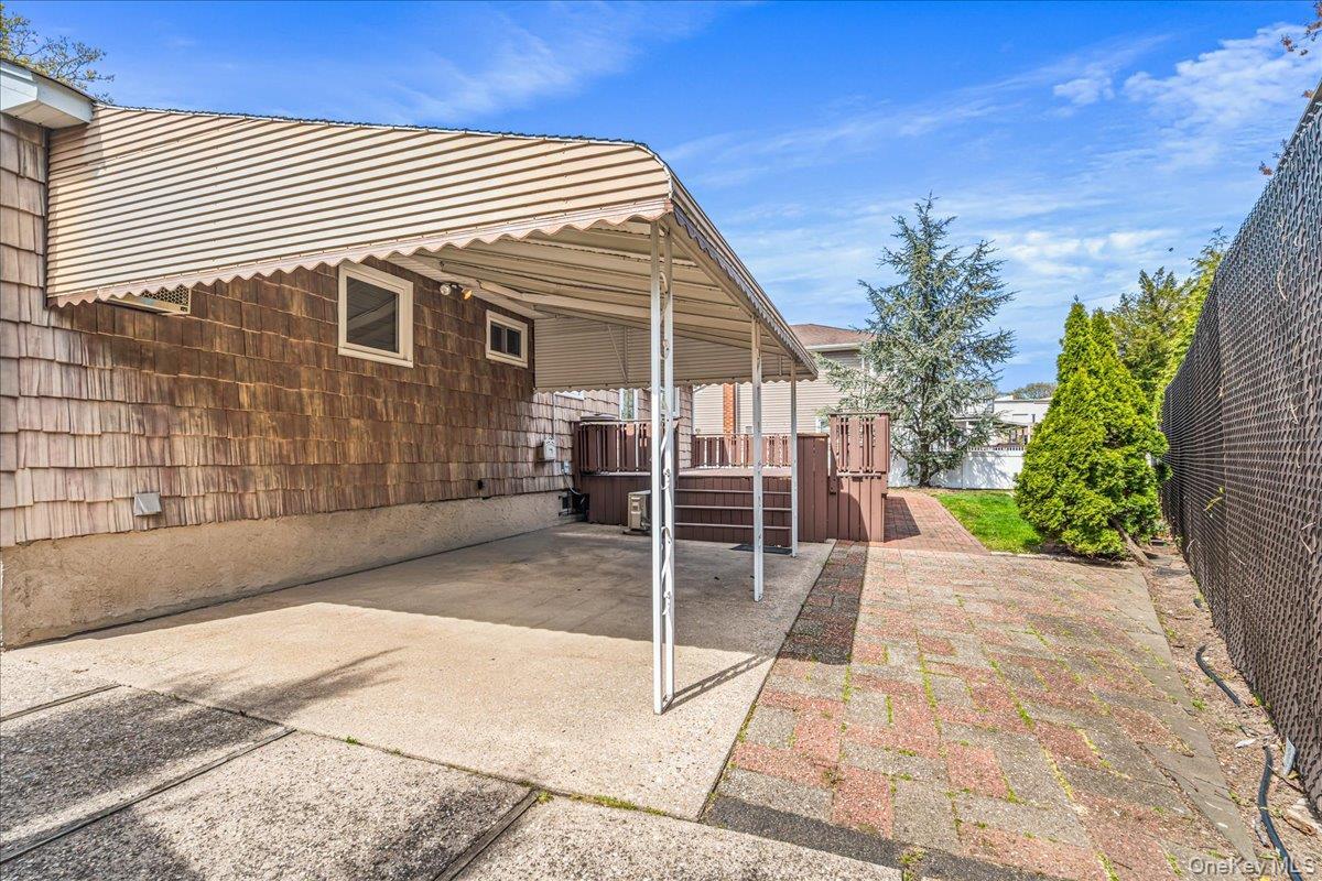 Single Family Norman  Nassau County, NY 11563, MLS-986909-26