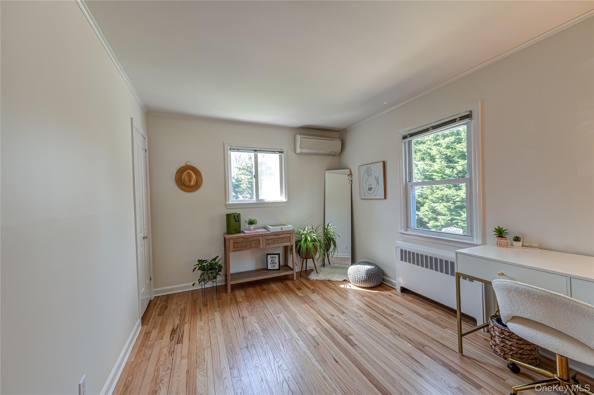 Single Family 4th  Suffolk County, NY 11780, MLS-986916-11