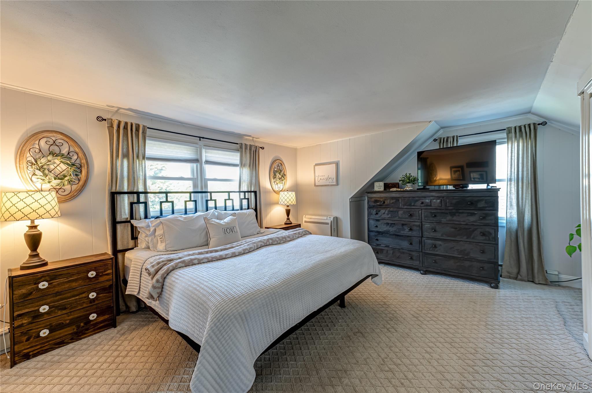 Single Family 4th  Suffolk County, NY 11780, MLS-986916-12