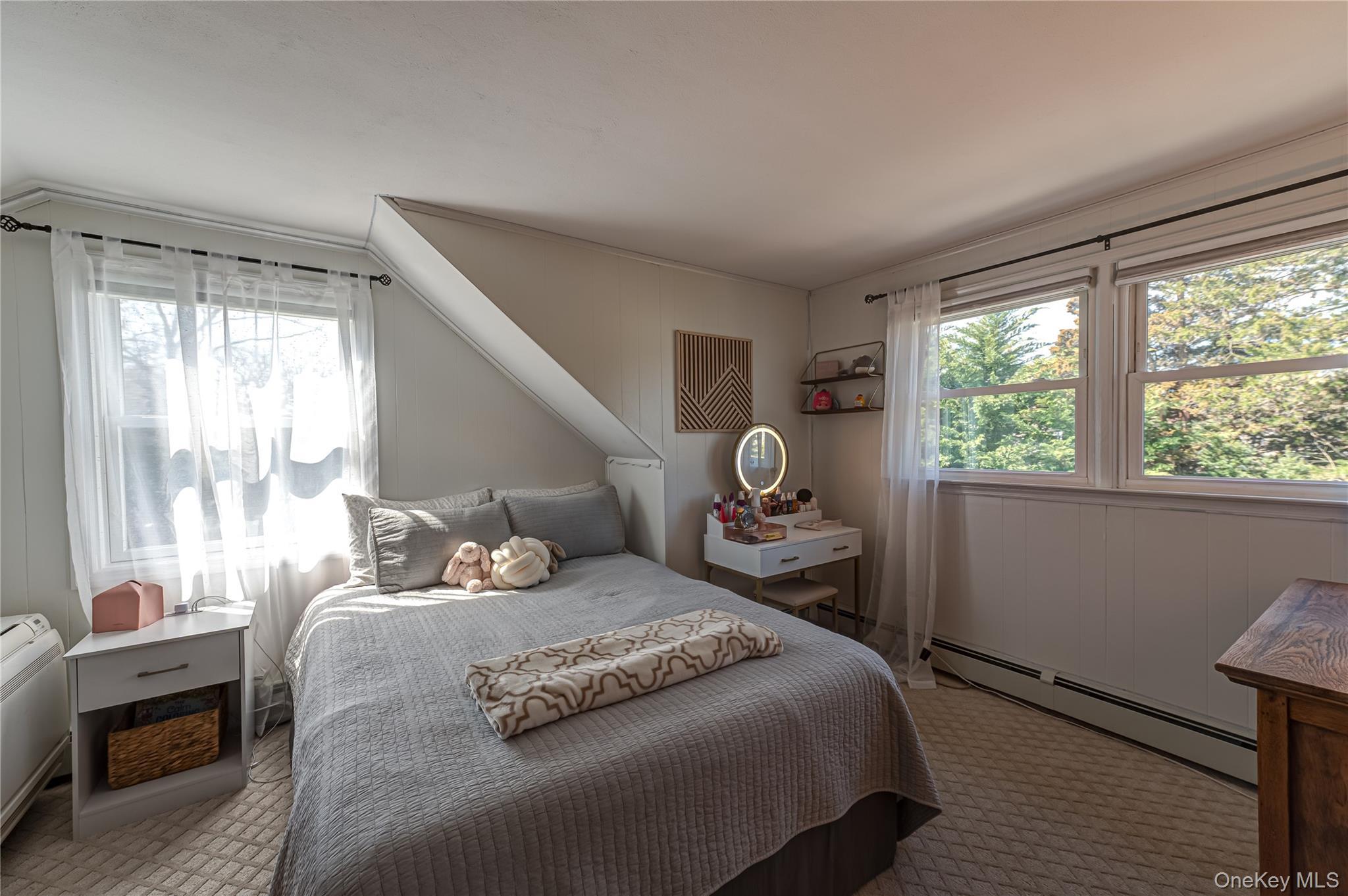 Single Family 4th  Suffolk County, NY 11780, MLS-986916-14