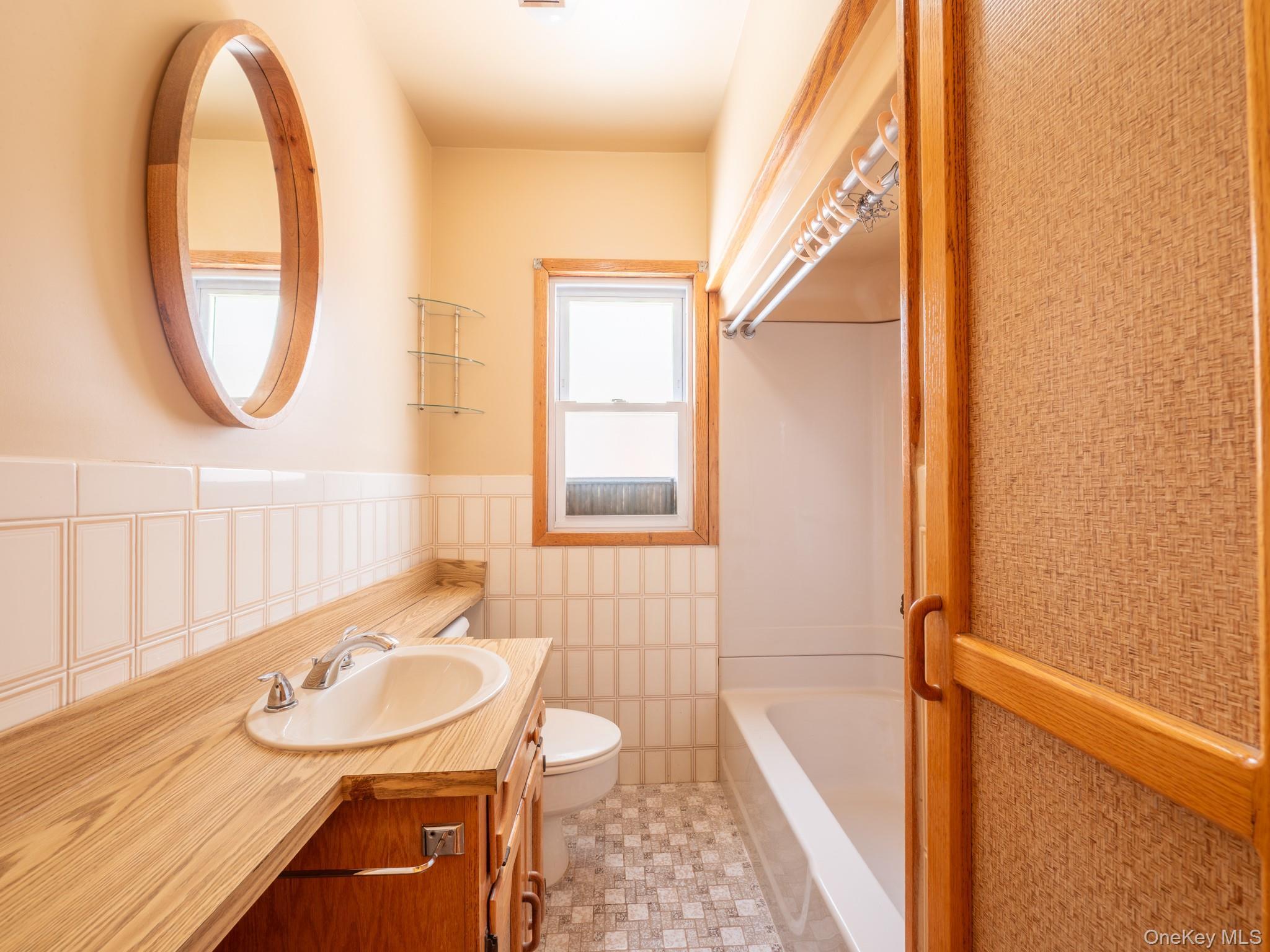 Single Family 221st  Queens, NY 11427, MLS-986931-16