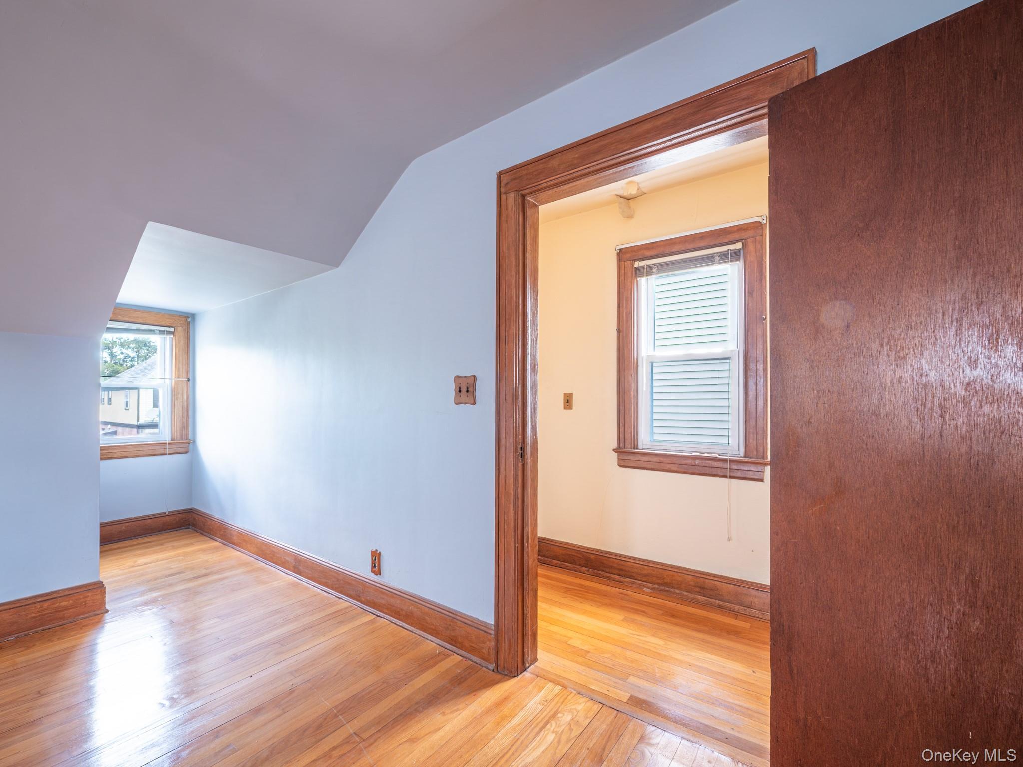 Single Family 221st  Queens, NY 11427, MLS-986931-24