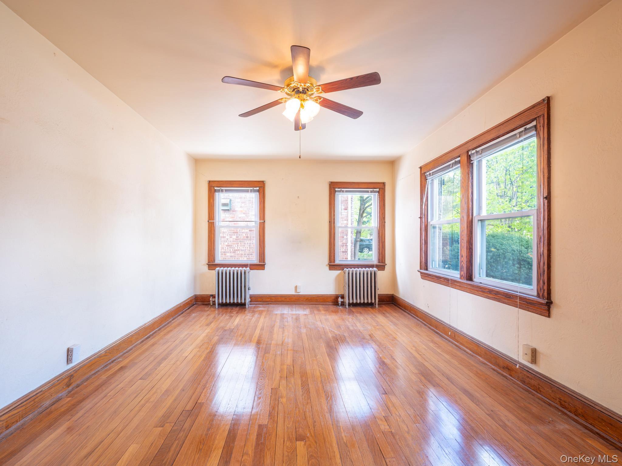 Single Family 221st  Queens, NY 11427, MLS-986931-5