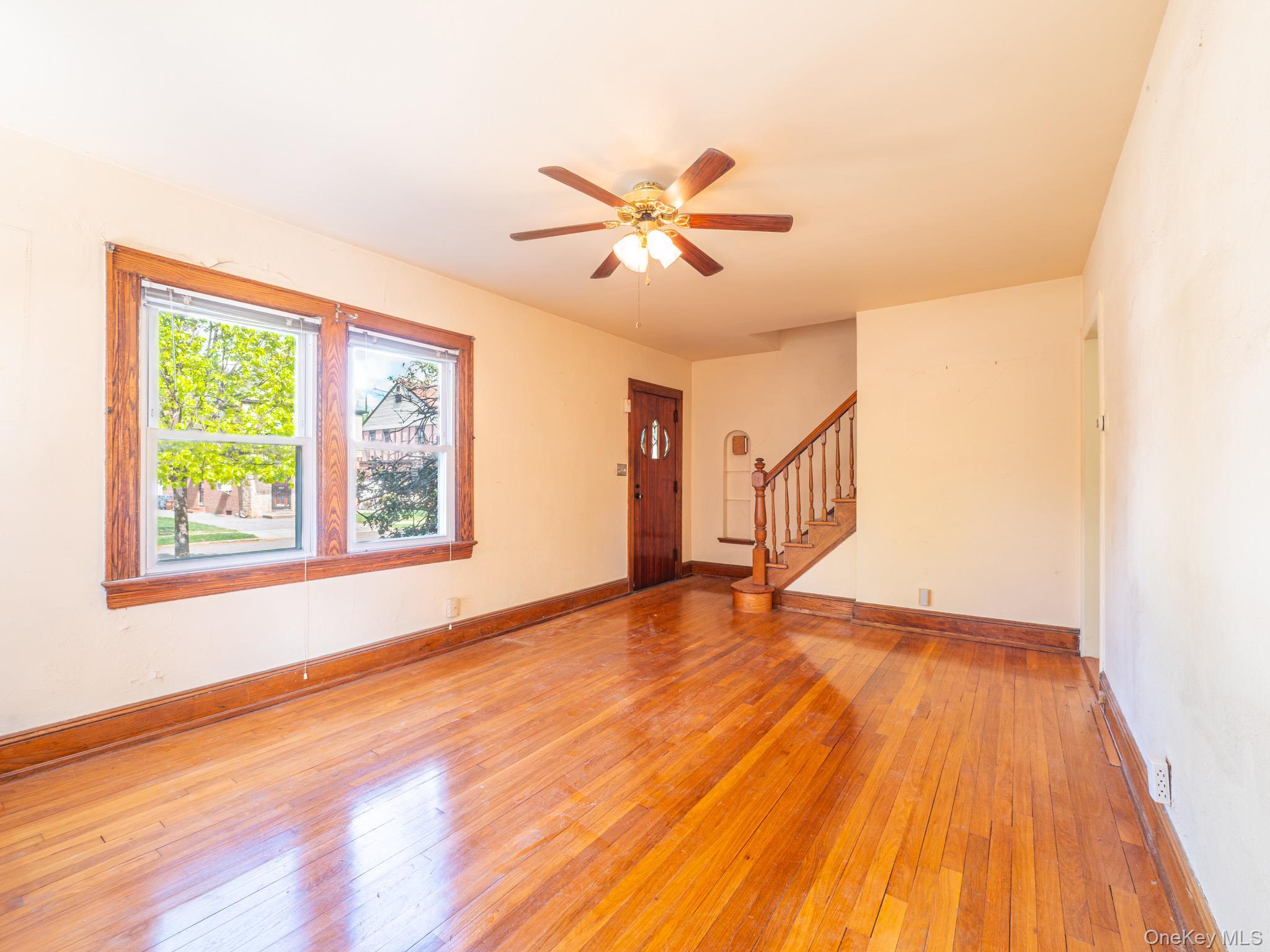 Single Family 221st  Queens, NY 11427, MLS-986931-6