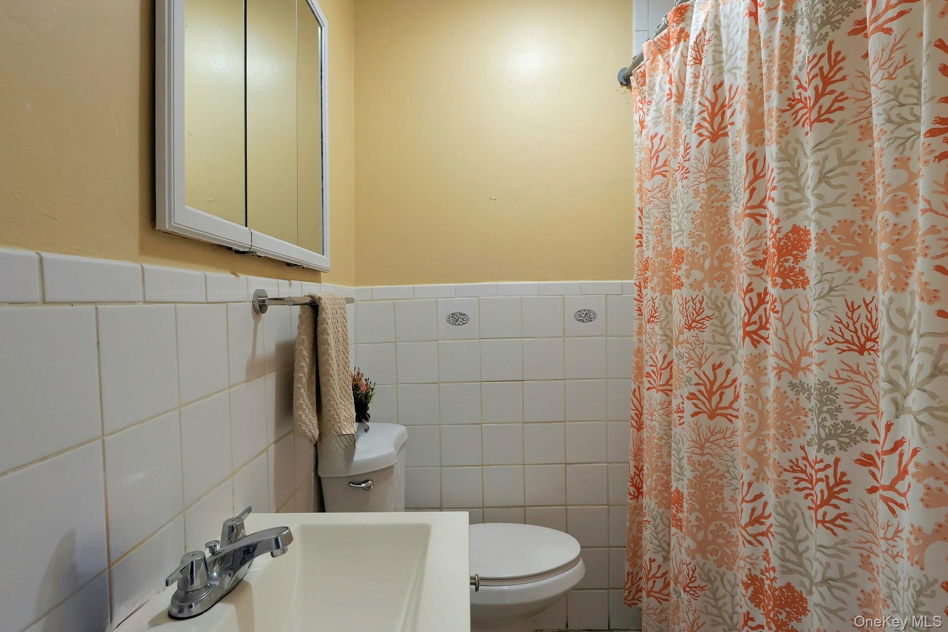 Single Family Catherine  Rockland County, NY 10960, MLS-987004-26