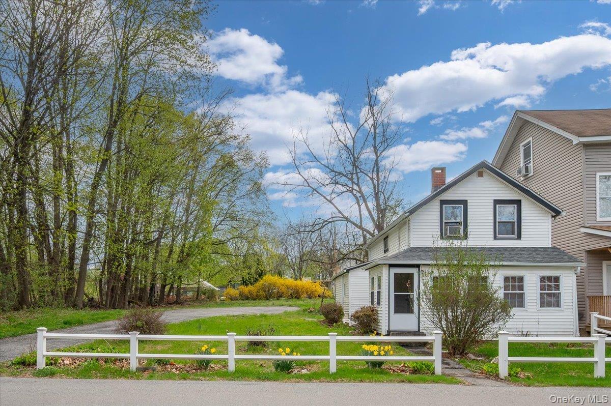 Single Family Fallkill Dutchess County, NY 12601, MLS-987026-2