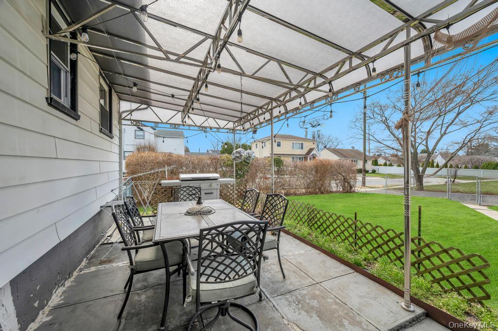 Single Family Myers  Nassau County, NY 11801, MLS-987029-13