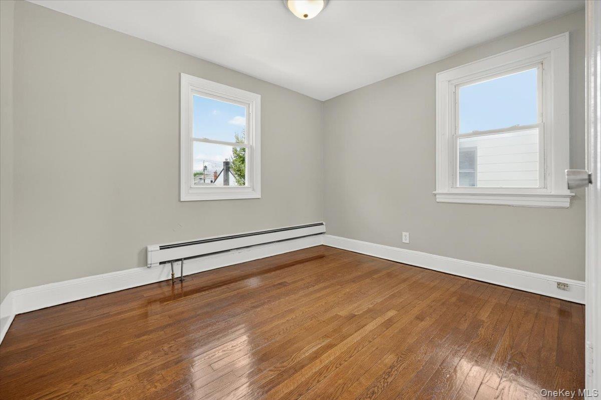 Single Family Broadfield  Nassau County, NY 11550, MLS-987044-14