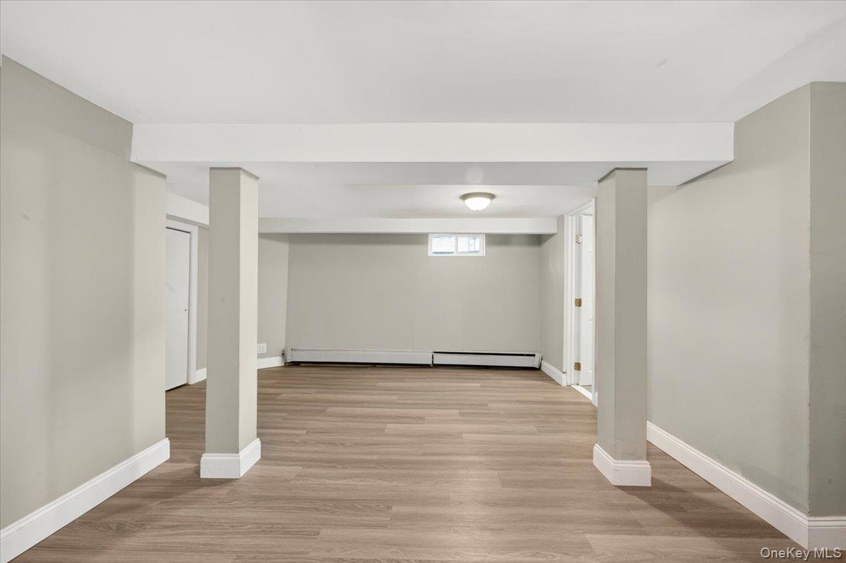 Single Family Broadfield  Nassau County, NY 11550, MLS-987044-18