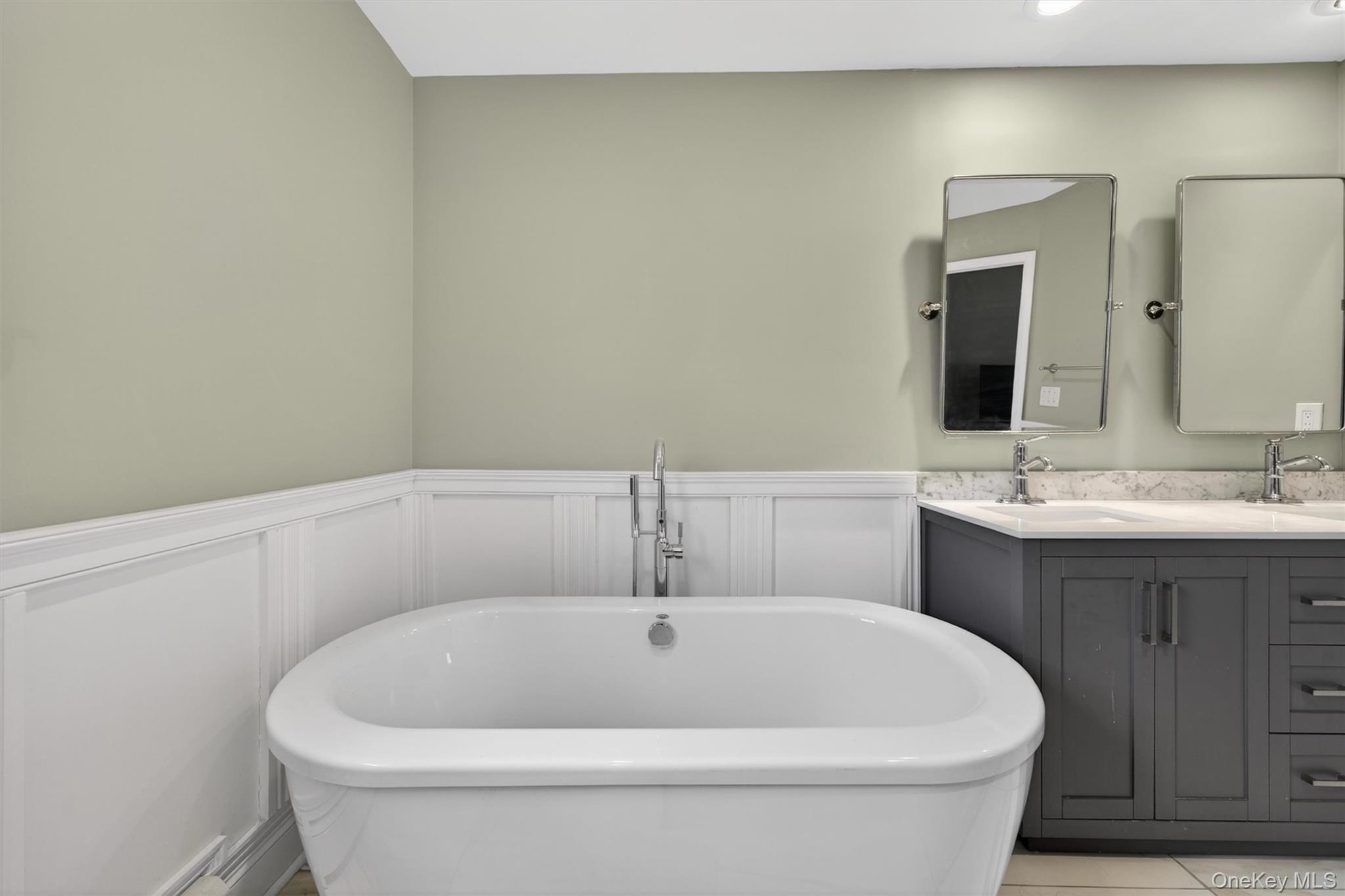 Single Family Bellvale Lakes  Orange County, NY 10990, MLS-987076-17