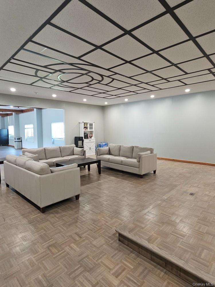 Coop Pointe  Suffolk County, NY 11727, MLS-987085-21