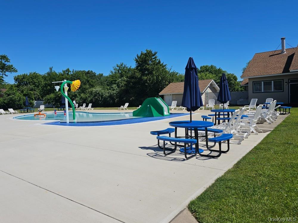 Coop Pointe  Suffolk County, NY 11727, MLS-987085-24