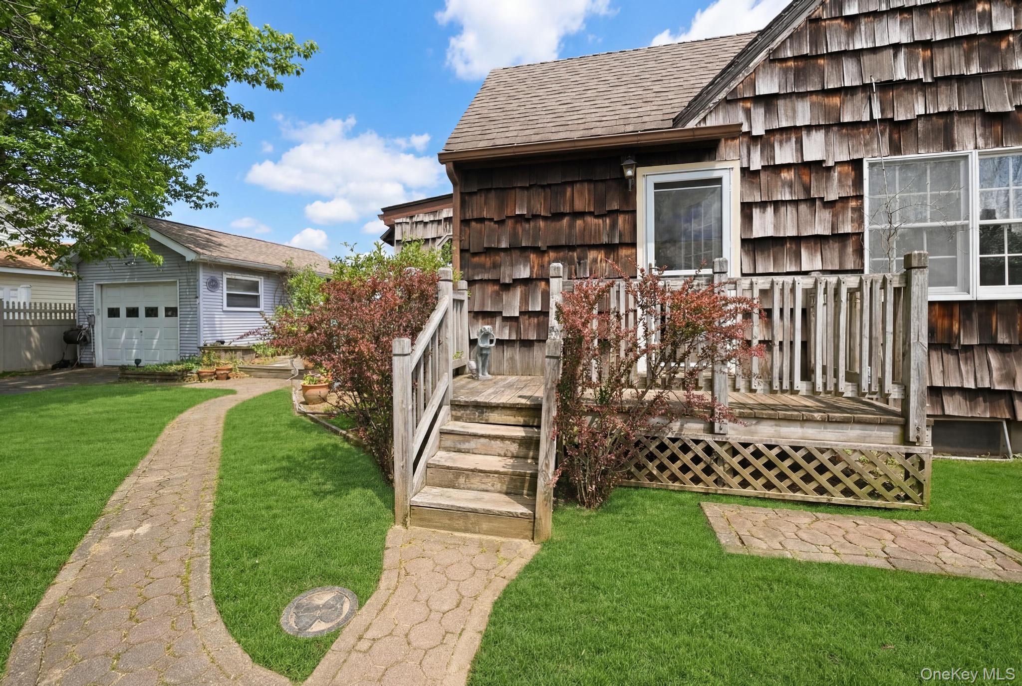 Single Family Hughes  Nassau County, NY 11710, MLS-987089-6