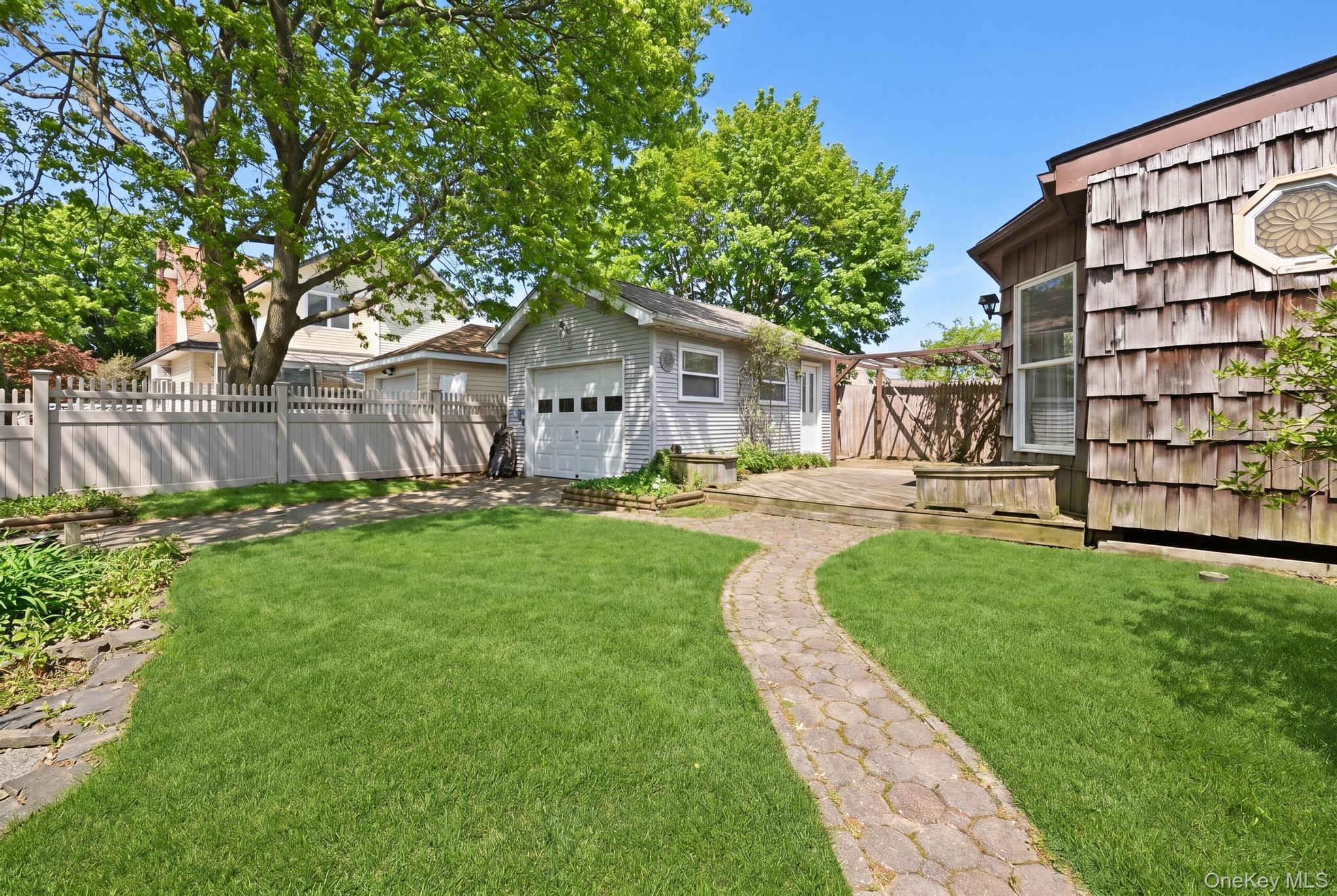 Single Family Hughes  Nassau County, NY 11710, MLS-987089-7