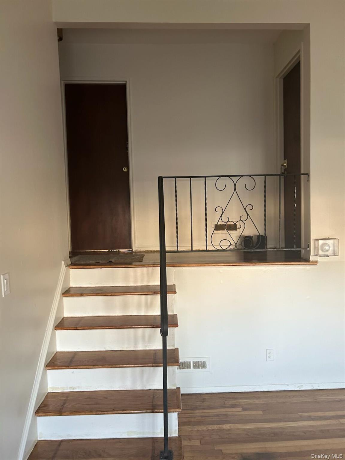 Single Family Sylvester  Nassau County, NY 11590, MLS-987095-3