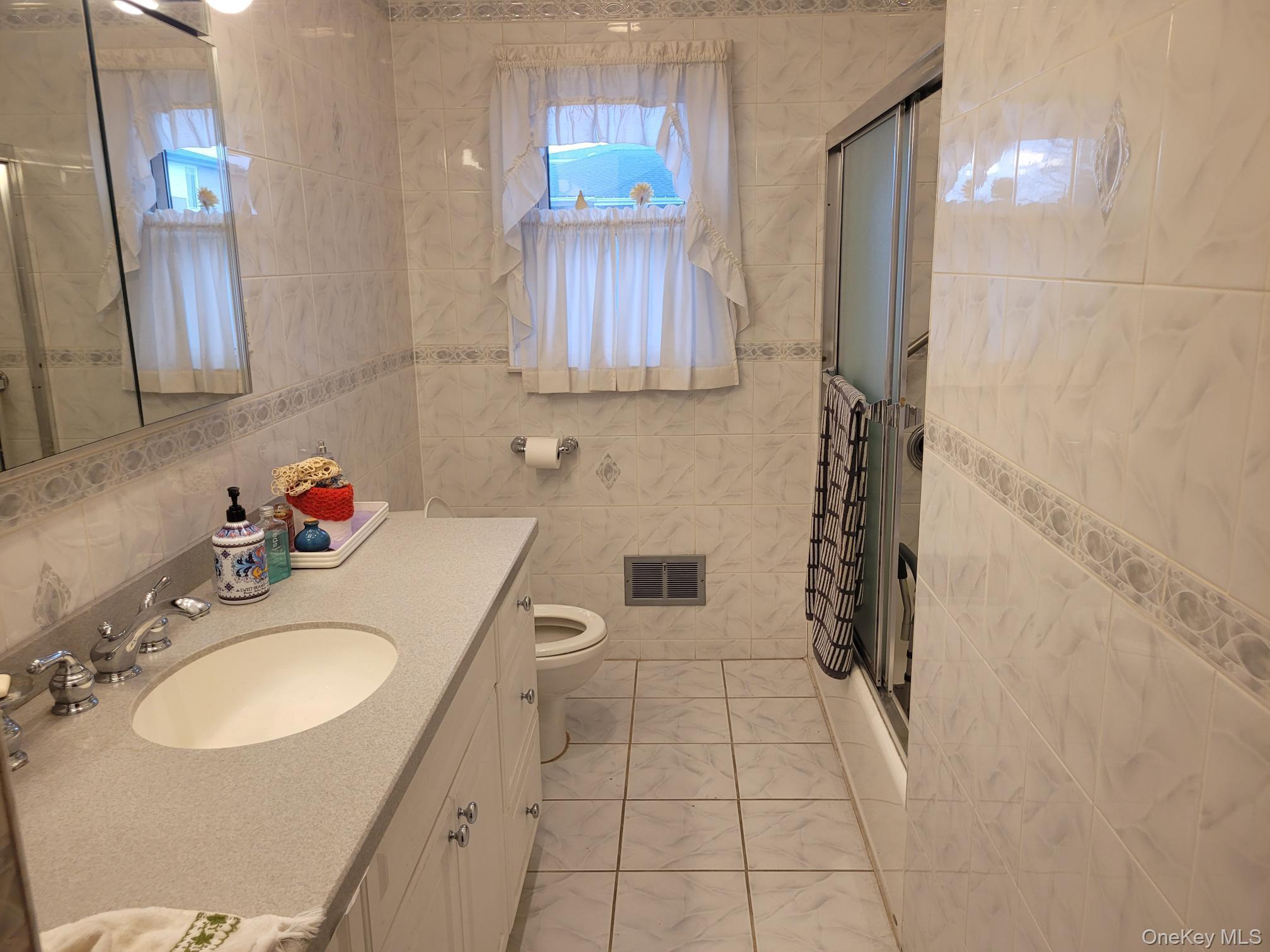 Single Family 158th Queens, NY 11414, MLS-987104-30