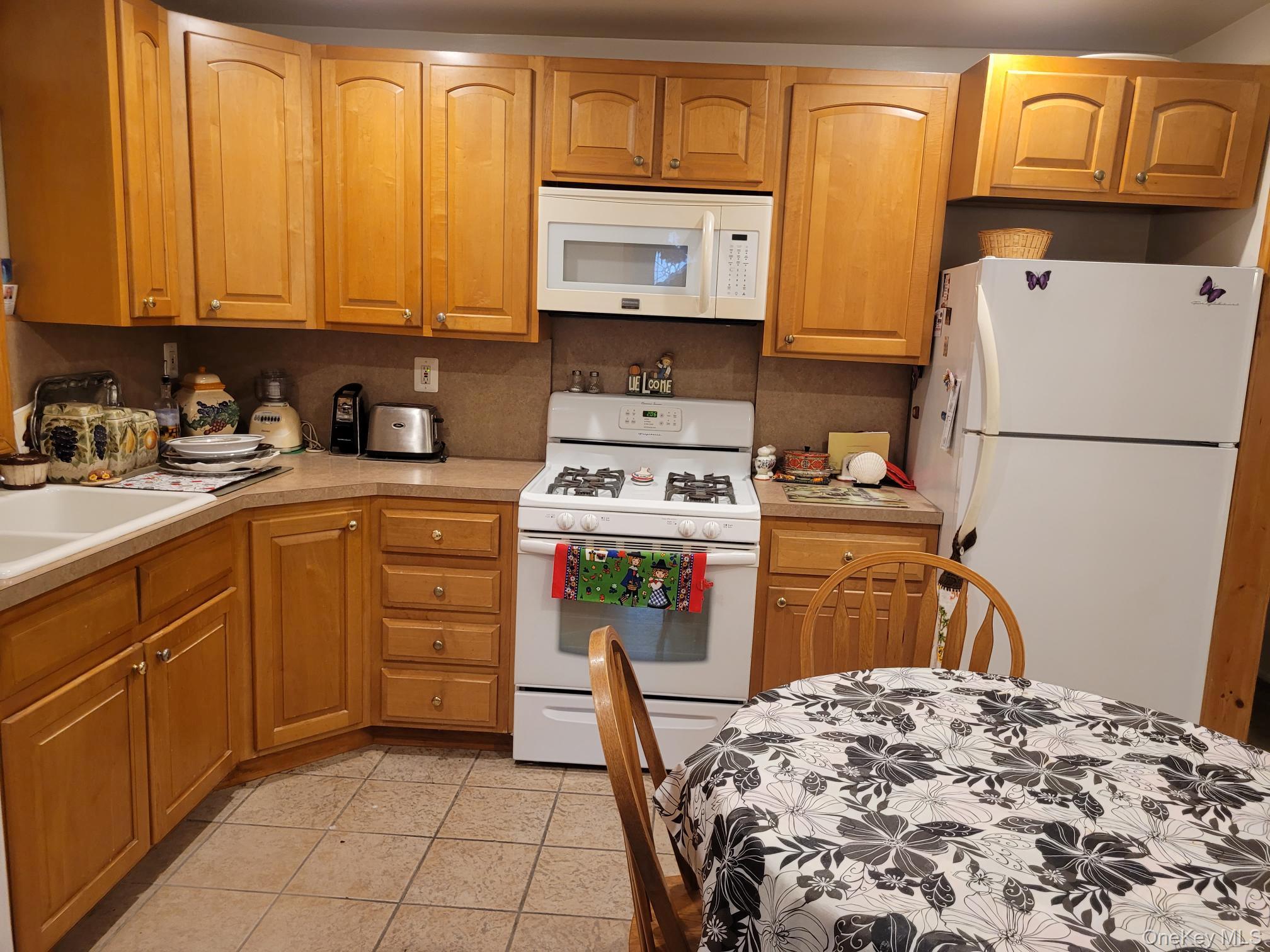 Single Family 158th Queens, NY 11414, MLS-987104-9