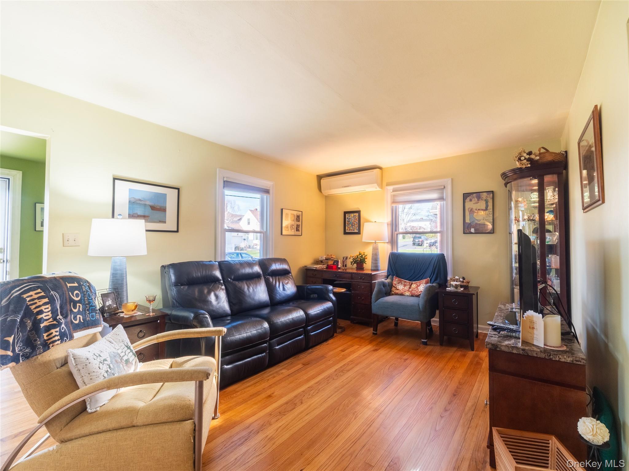 Single Family Maywood  Westchester County, NY 10573, MLS-987114-5