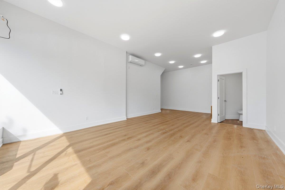 Single Family Glenmore  Brooklyn, NY 11207, MLS-987131-14