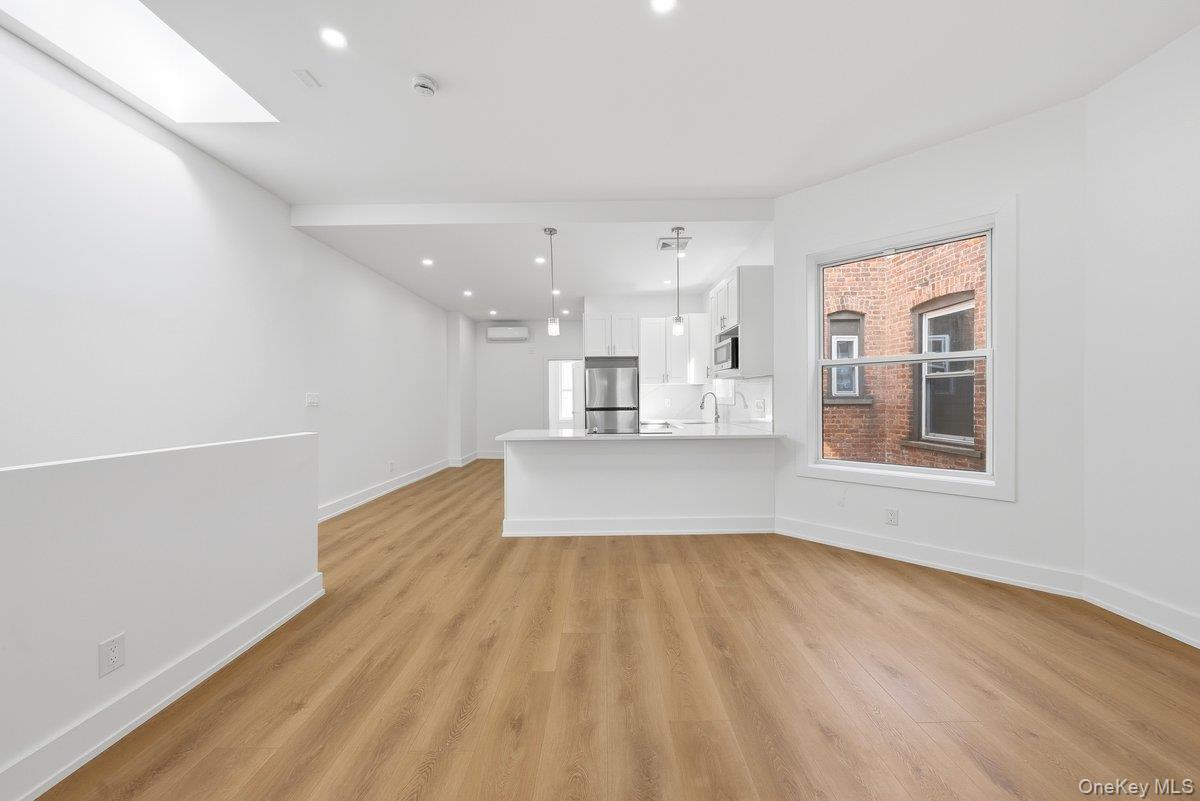 Single Family Glenmore  Brooklyn, NY 11207, MLS-987131-18