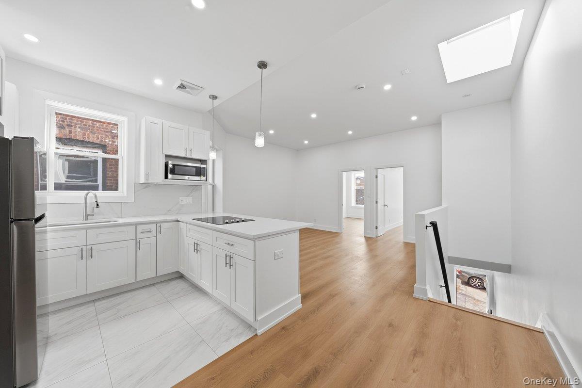 Single Family Glenmore  Brooklyn, NY 11207, MLS-987131-19