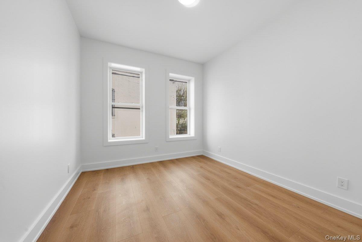 Single Family Glenmore  Brooklyn, NY 11207, MLS-987131-29