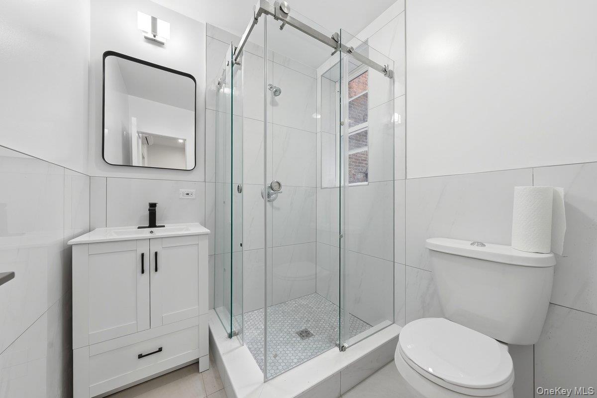 Single Family Glenmore  Brooklyn, NY 11207, MLS-987131-31