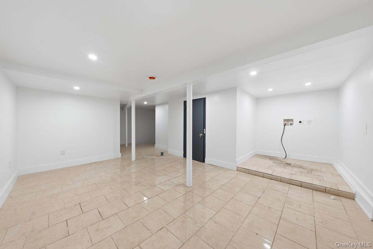 Single Family Glenmore  Brooklyn, NY 11207, MLS-987131-36