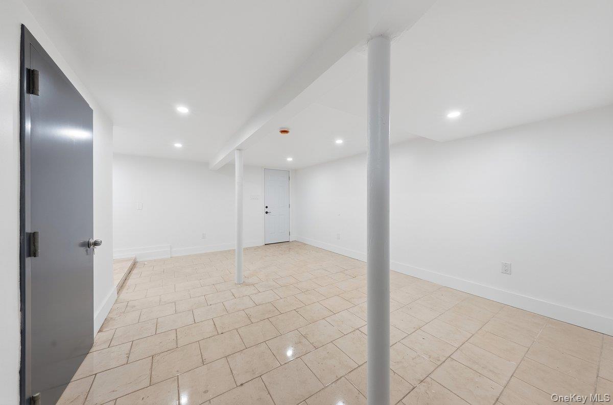 Single Family Glenmore  Brooklyn, NY 11207, MLS-987131-37