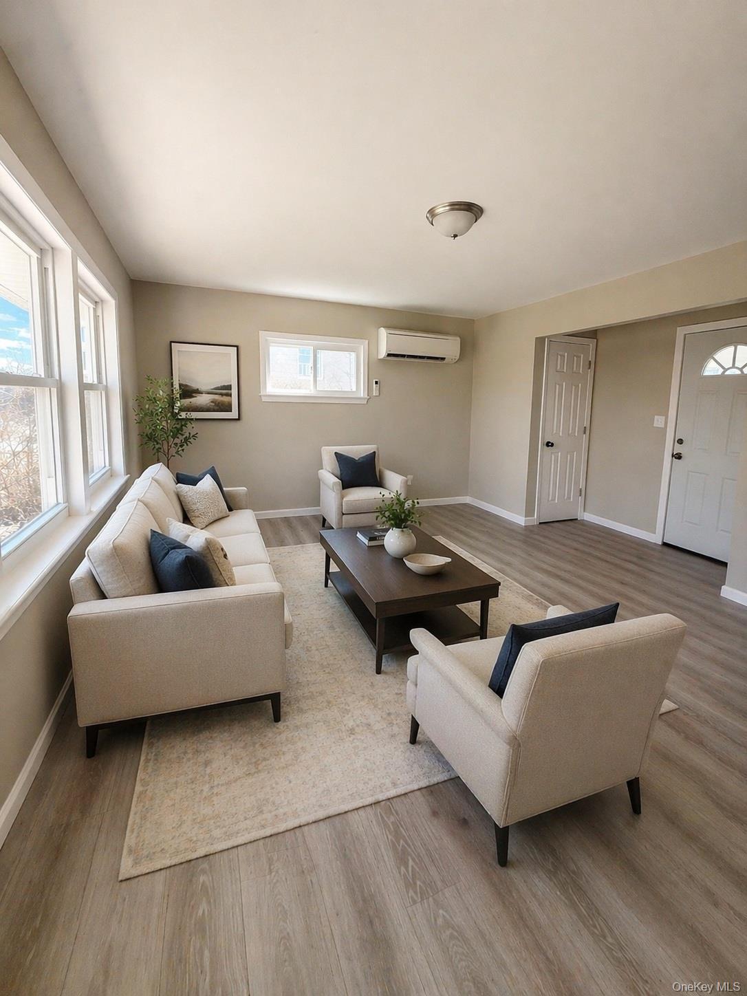 Single Family Mountaindale  Westchester County, NY 10710, MLS-987153-2