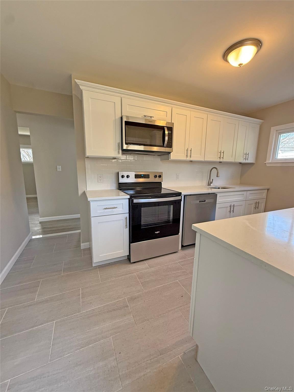 Single Family Mountaindale  Westchester County, NY 10710, MLS-987153-7