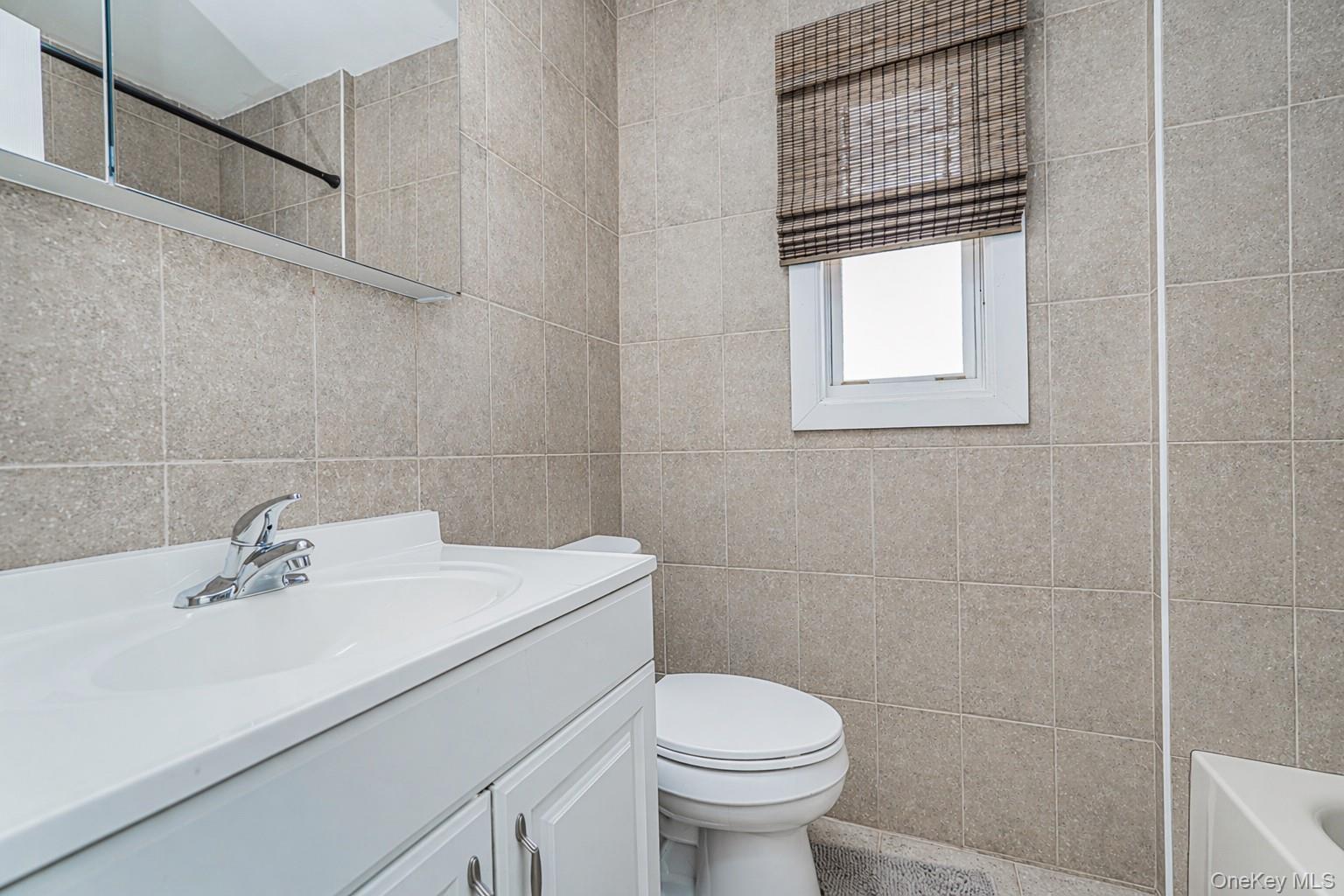 Single Family Cameron  Staten Island, NY 10305, MLS-987154-13
