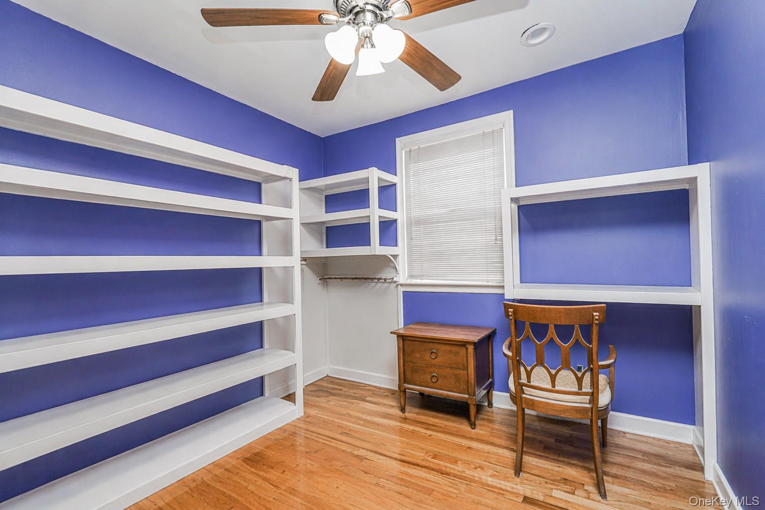 Single Family Cameron  Staten Island, NY 10305, MLS-987154-23